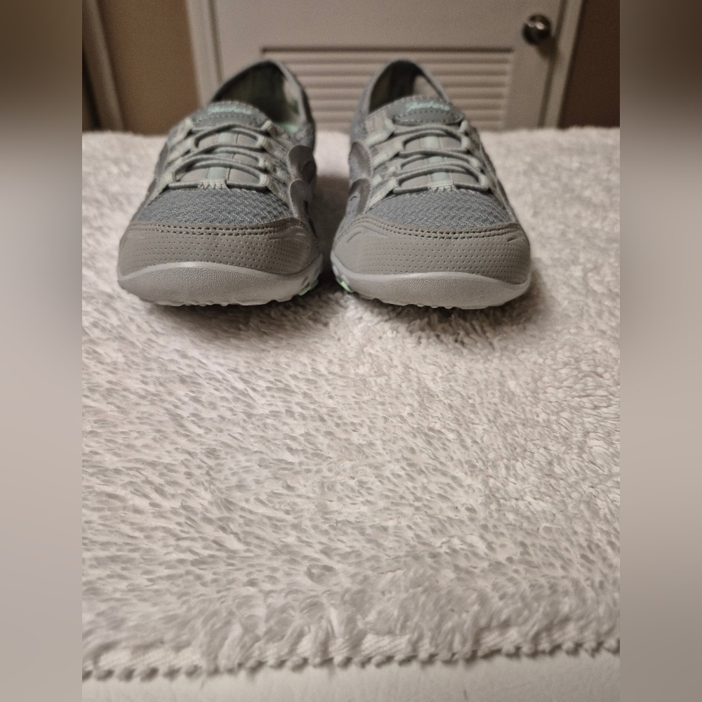 Skechers Kids' Light Gray Sneakers - Picture 3 of 8